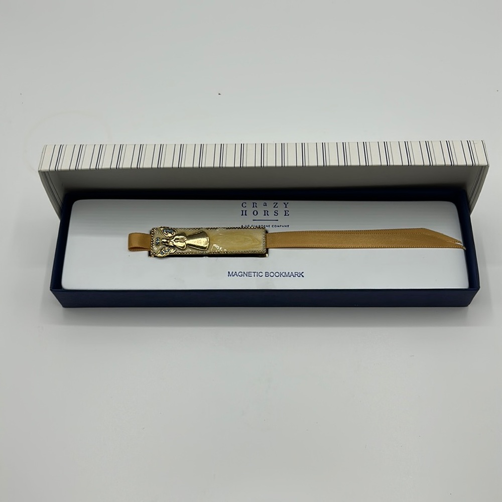 Gold Magnetic Bookmark